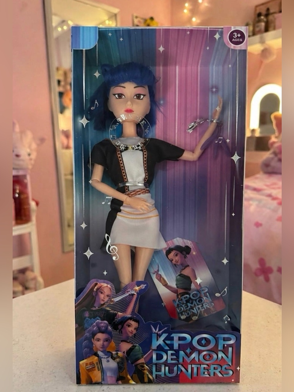 KPOP Demon Hunters Zoey Singing Fashion Doll Collectible Figure New In Box